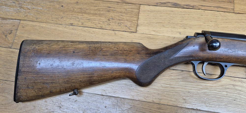 Très belle carabine d'entrainement Walther Sport Modell V - Période III°Reich - Arme d'avant-guerre 1937/1938 - Sans doute moins de 38.000 exemplaires produits - Bois en TBE++ - Excellente mécanique - Canon superbe avec de très belles rayures - TBE++ – Image 3