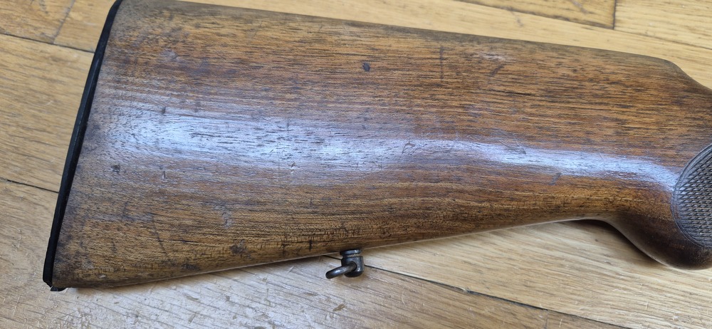 Très belle carabine d'entrainement Walther Sport Modell V - Période III°Reich - Arme d'avant-guerre 1937/1938 - Sans doute moins de 38.000 exemplaires produits - Bois en TBE++ - Excellente mécanique - Canon superbe avec de très belles rayures - TBE++ – Image 4