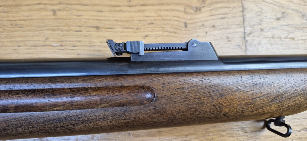 Très belle carabine d'entrainement Walther Sport Modell V - Période III°Reich - Arme d'avant-guerre 1937/1938 - Sans doute moins de 38.000 exemplaires produits - Bois en TBE++ - Excellente mécanique - Canon superbe avec de très belles rayures - TBE++ – Image 9