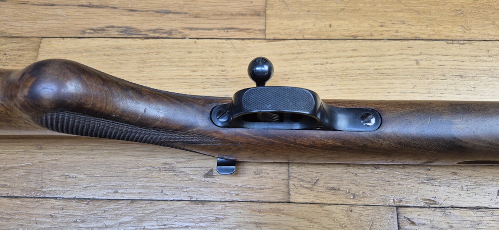 Très belle carabine d'entrainement Walther Sport Modell V - Période III°Reich - Arme d'avant-guerre 1937/1938 - Sans doute moins de 38.000 exemplaires produits - Bois en TBE++ - Excellente mécanique - Canon superbe avec de très belles rayures - TBE++ – Image 13