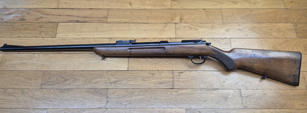 Très belle carabine d'entrainement Walther Sport Modell V - Période III°Reich - Arme d'avant-guerre 1937/1938 - Sans doute moins de 38.000 exemplaires produits - Bois en TBE++ - Excellente mécanique - Canon superbe avec de très belles rayures - TBE++ – Image 28