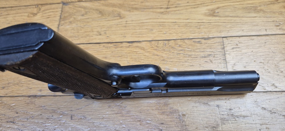 Très beau Pistolet Star B - Le plus réussi des clones du 1911 - Cal. 9 x19 - Arme adoptée par la Wehrmacht - Très belle fabrication de Eibar de 1943 - Arme militaire - État mécanique et esthétique plus que très beau - TBE++/TBE+++ – Image 11