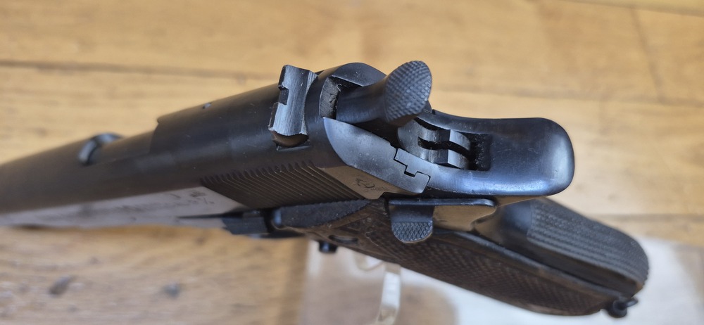 Très beau Pistolet Star B - Le plus réussi des clones du 1911 - Cal. 9 x19 - Arme adoptée par la Wehrmacht - Très belle fabrication de Eibar de 1943 - Arme militaire - État mécanique et esthétique plus que très beau - TBE++/TBE+++ – Image 14