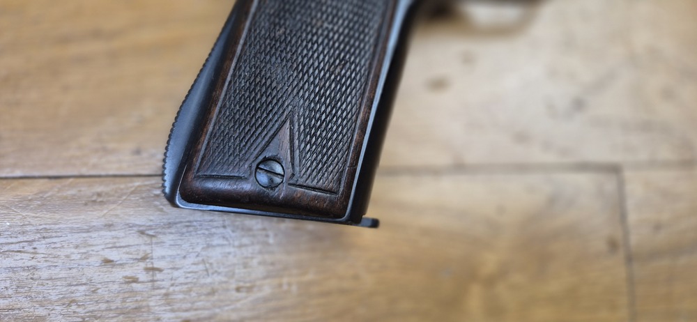 Très beau Pistolet Star B - Le plus réussi des clones du 1911 - Cal. 9 x19 - Arme adoptée par la Wehrmacht - Très belle fabrication de Eibar de 1943 - Arme militaire - État mécanique et esthétique plus que très beau - TBE++/TBE+++ – Image 18