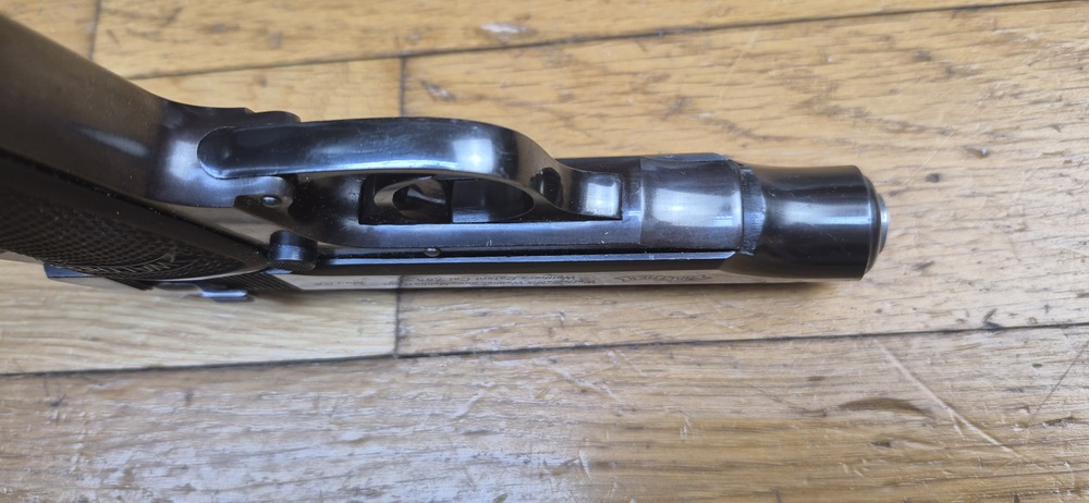 Magnifique pistolet Walther PP période III° Reich - Belle fabrication Walther Zella-Mehlis - Calibre 7,65 mm - Arme civile de fin 1937 - Splendide bronzage d'origine à 99% - 100% Mono matricule - Mécanique parfaite - Canon miroir neuf - Chargeur conforme - Un splendide PP - TBE++ – Image 9