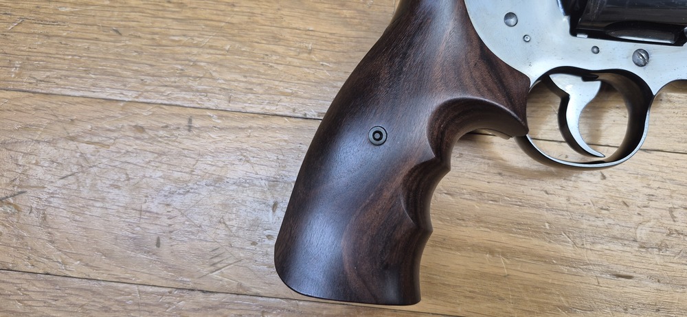 Splendide Colt Python 357 Magnum - Canon 6 pouces - Arme de début 1968 (!) en finitions de pointe - Arme d'occasion en état plus excellent pour son âge - Pièce Premium à tous points de vues - TBE++ – Image 22