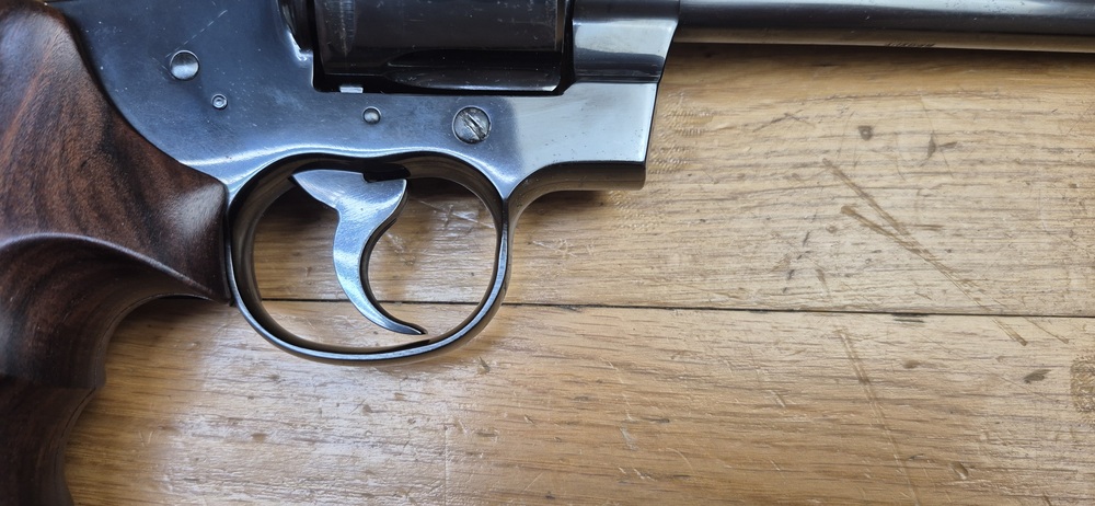 Splendide Colt Python 357 Magnum - Canon 6 pouces - Arme de début 1968 (!) en finitions de pointe - Arme d'occasion en état plus excellent pour son âge - Pièce Premium à tous points de vues - TBE++ – Image 26