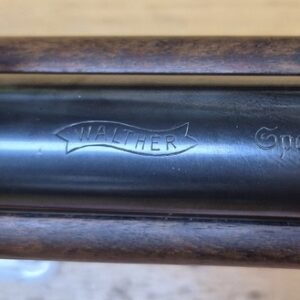 Très belle carabine d'entrainement Walther Sport Modell V - Période III°Reich - Arme d'avant-guerre 1937/1938 - Sans doute moins de 38.000 exemplaires produits - Bois en TBE++ - Excellente mécanique  - Canon superbe avec de très belles rayures - TBE++