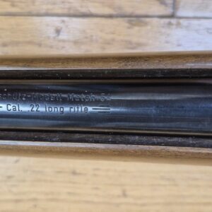 Splendide Carabine de Précision Anschütz Modèle MATCH 54 Version1407 - Cal. 22LR - Rare Modèle à canon X - Arme de 1978 -  Percuteur lancé et détente réglable modèle 54 - Canon neuf avec de superbes rayures - Bronzage à 100% sans oxydation - Beaux bois - Arme quasi neuve - TBE++/TBE+++