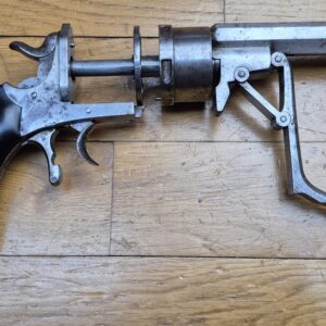 Rare Revolver à système Galand - Cal 12 mm - 6 coups - Du quasi réglementaire du conflit de 1870/1871 - Ingénieux système d'extraction collective des étuis - Poinçon "CFG" - Très belle pièce à nettoyer  et qui fera honneur à une collection - BE+ / TBE