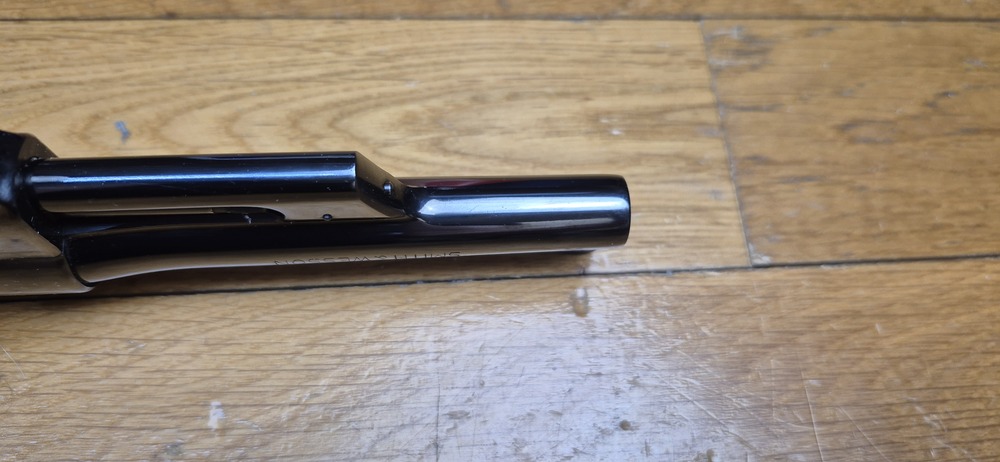Mythique revolver Smith&Wesson modèle 27-2 – Cal .357Mag – Arme de 1976/77 - Fabrication et mécanique de qualité introuvable aujourd'hui - Revolver du FBI et des policiers – Canon de 5 pouces en fluté – Bronzage noir glacé superbe – Arme d'exception pour tireur d’exception - TBE++ Quasi neuf ! – Image 11