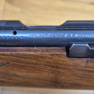 Très belle carabine de compétition Mauser ES350 B - III° Reich - Modèle Meisterschaftsbüchse - 22LR - Arme de début 1936 - Mono-matricule - Canon Premium - Un éclat en extrêmité de bec de crosse mais excellent état global quasi neuf- TBE