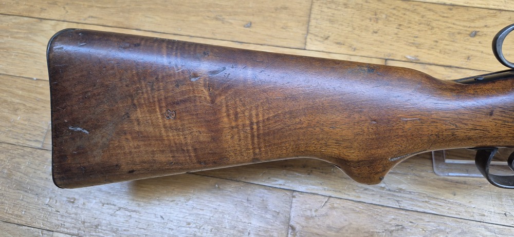 Rare Carabine suisse 05/11 - Sur base de carabine de cavalerie 1905 système 1889 Schmidt Rubin modifiée 1911 - Munition GP11 en 7,5 x 55 Suisse - Bons bois mais avec entures - Mécanique impeccable et canon très beau - Excellente petite carabine en cat. D - BE/BE+ – Image 3