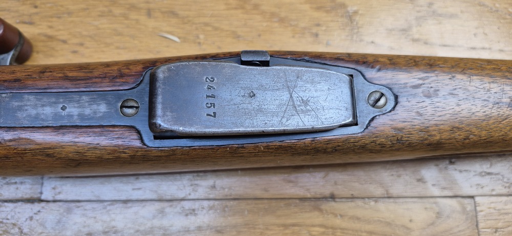 Rare Carabine suisse 05/11 - Sur base de carabine de cavalerie 1905 système 1889 Schmidt Rubin modifiée 1911 - Munition GP11 en 7,5 x 55 Suisse - Bons bois mais avec entures - Mécanique impeccable et canon très beau - Excellente petite carabine en cat. D - BE/BE+ – Image 16
