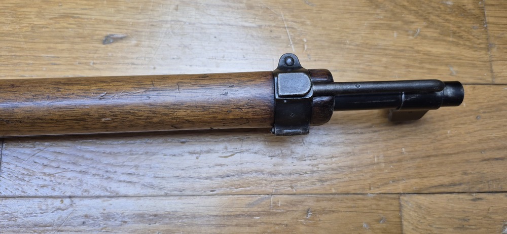 Rare Carabine suisse 05/11 - Sur base de carabine de cavalerie 1905 système 1889 Schmidt Rubin modifiée 1911 - Munition GP11 en 7,5 x 55 Suisse - Bons bois mais avec entures - Mécanique impeccable et canon très beau - Excellente petite carabine en cat. D - BE/BE+ – Image 19