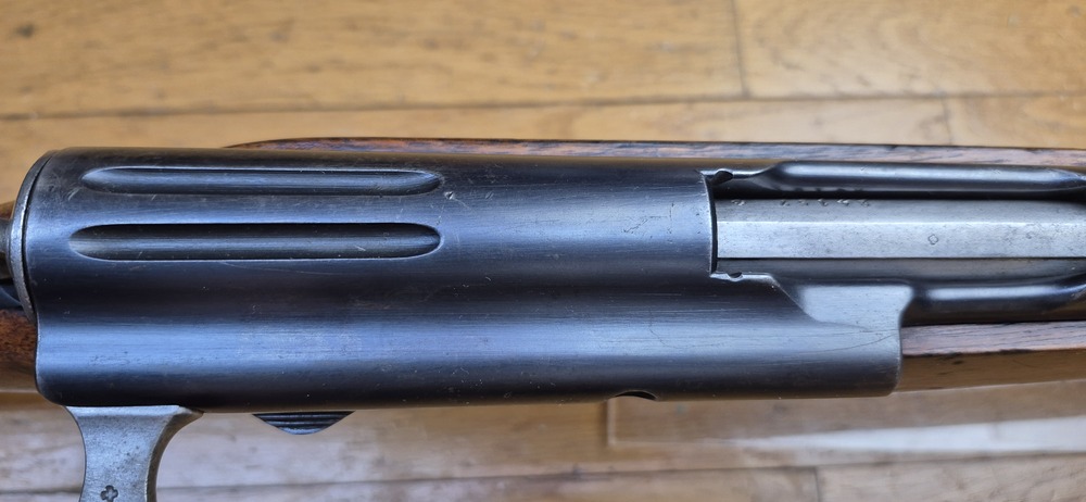 Rare Carabine suisse 05/11 - Sur base de carabine de cavalerie 1905 système 1889 Schmidt Rubin modifiée 1911 - Munition GP11 en 7,5 x 55 Suisse - Bons bois mais avec entures - Mécanique impeccable et canon très beau - Excellente petite carabine en cat. D - BE/BE+ – Image 23