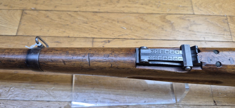 Rare Carabine suisse 05/11 - Sur base de carabine de cavalerie 1905 système 1889 Schmidt Rubin modifiée 1911 - Munition GP11 en 7,5 x 55 Suisse - Bons bois mais avec entures - Mécanique impeccable et canon très beau - Excellente petite carabine en cat. D - BE/BE+ – Image 37