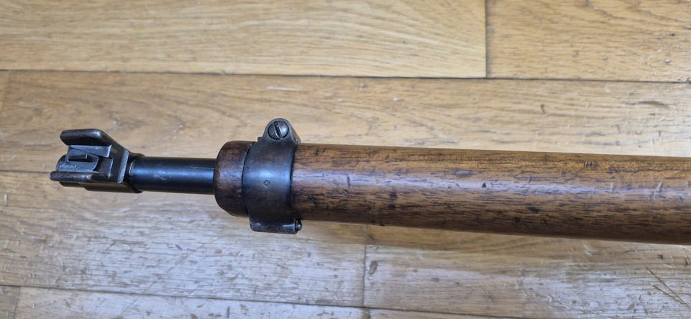 Rare Carabine suisse 05/11 - Sur base de carabine de cavalerie 1905 système 1889 Schmidt Rubin modifiée 1911 - Munition GP11 en 7,5 x 55 Suisse - Bons bois mais avec entures - Mécanique impeccable et canon très beau - Excellente petite carabine en cat. D - BE/BE+ – Image 39