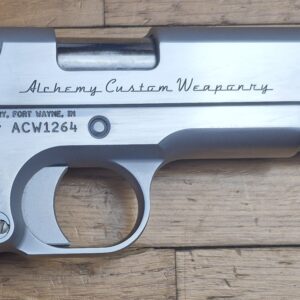 DÉPÔT VENTE - Magnifique et rare pistolet semi-automatique ACW "Alchemy 1911" - Modèle Prime Carry en finition Hard Chrome – Canon magique en 4,25" pouces – Cal .45 ACP - Arme de 2023/2024 en finitions de pointe - Très peu tiré - Occasion rare d'un 1911 absolument d’exception - 2° chargeur - Une des rares fabrications actuelles qui durera - État plus qu'excellent quasi neuf - Super arme et collector absolu - TBE+++